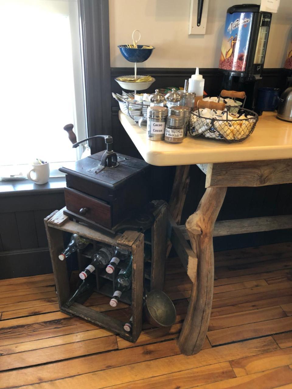 Auberge D'Anjou-Cocooning Cafe Petit Rocher Εξωτερικό φωτογραφία